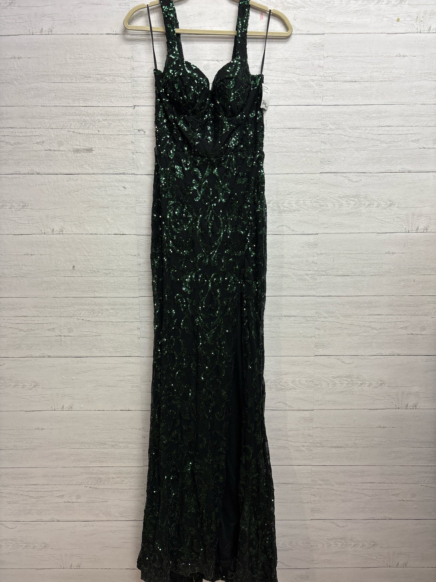 Size M Windsor Black/Green Gown/Evening Wear