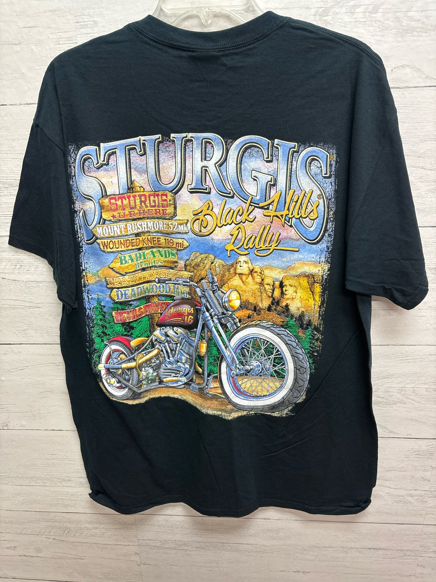 Size L Gildan Black Mens Shirt