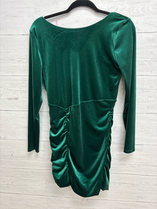 Size M Windsor Green Gown