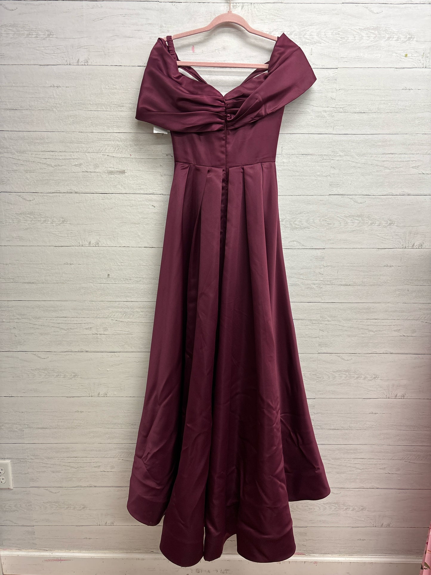 Size 0 STACEES Wine Gown