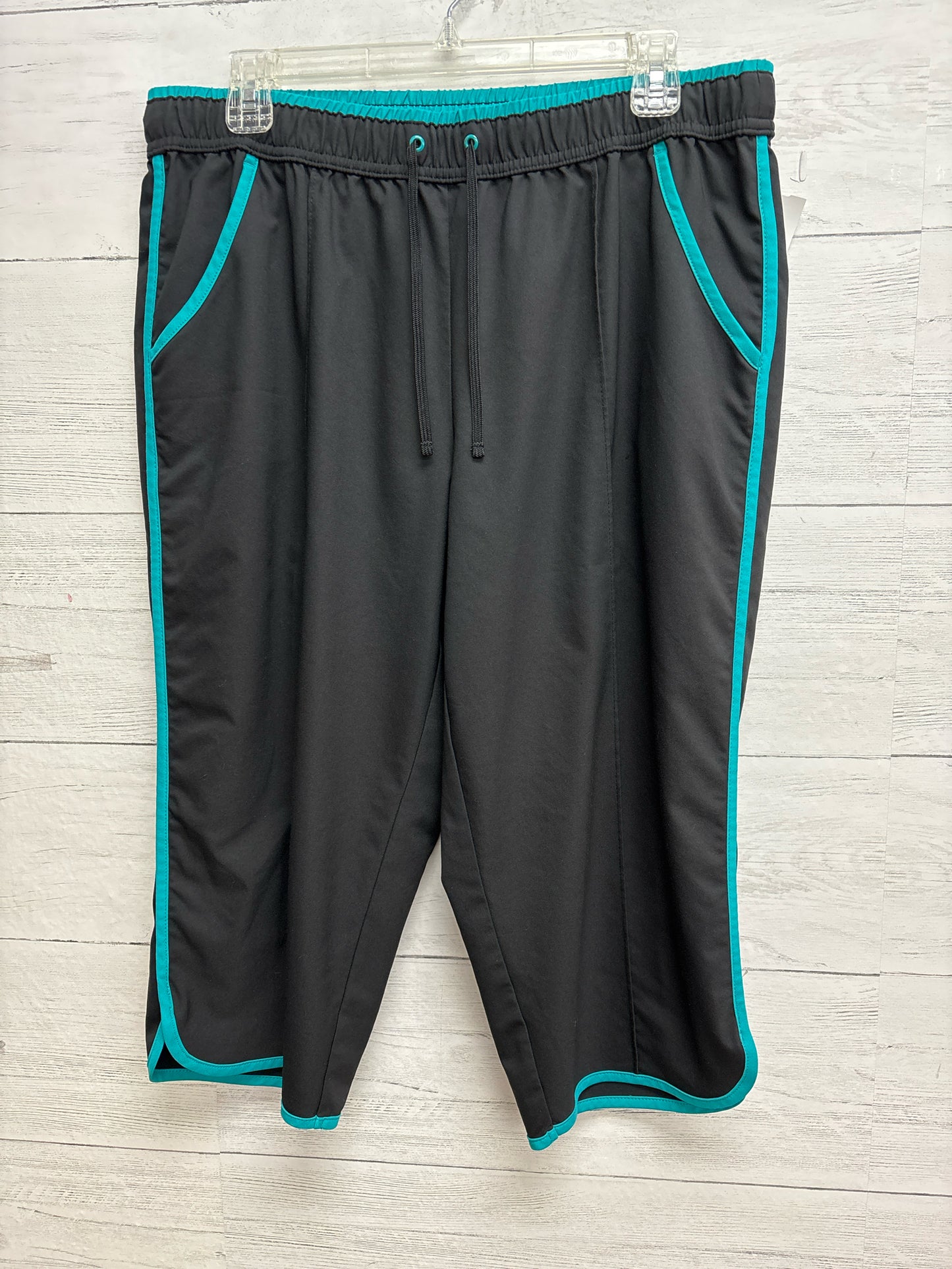 Size L Made for Life Black/Blue Capri