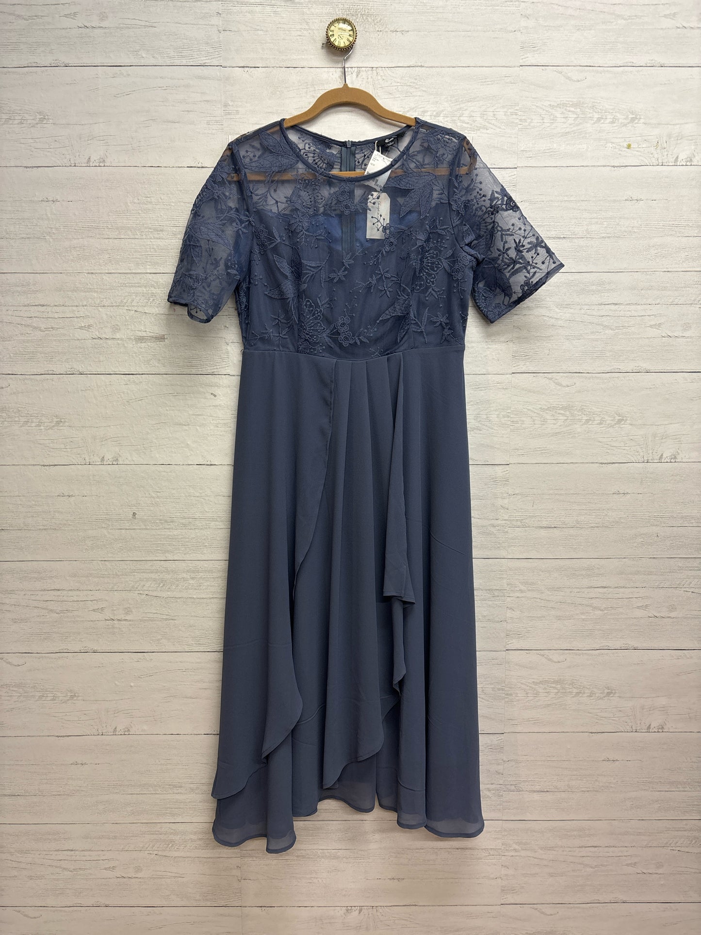 Size L Shall We Blue Gown