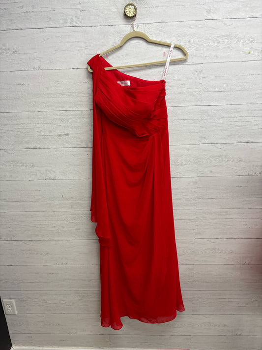 Size M JJ's House Red Gown