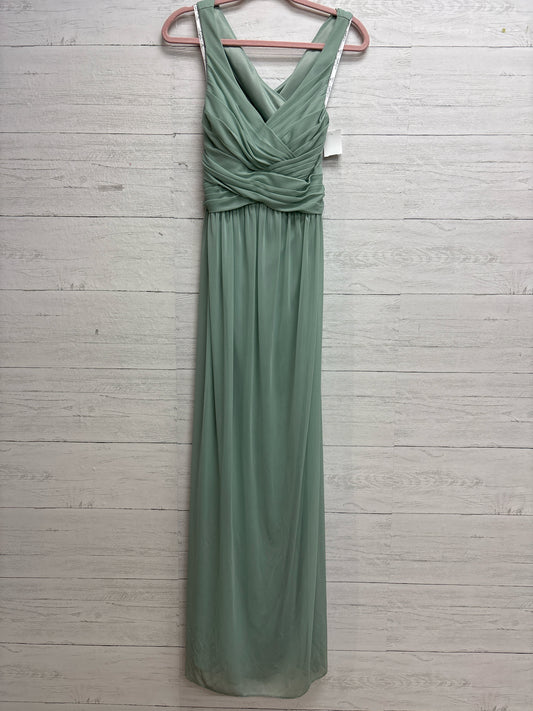 Size 8 CELEBRATE Green Gown