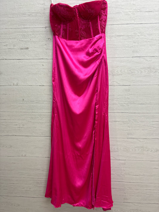 Size M Lulus Pink Gown