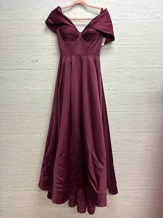 Size 0 STACEES Wine Gown