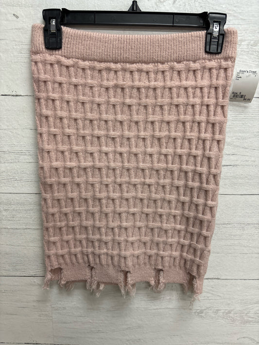 Size S FreeMe Pink Skirt