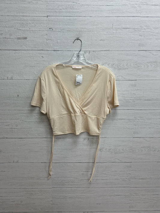 Size L Romwe Tan Shirt