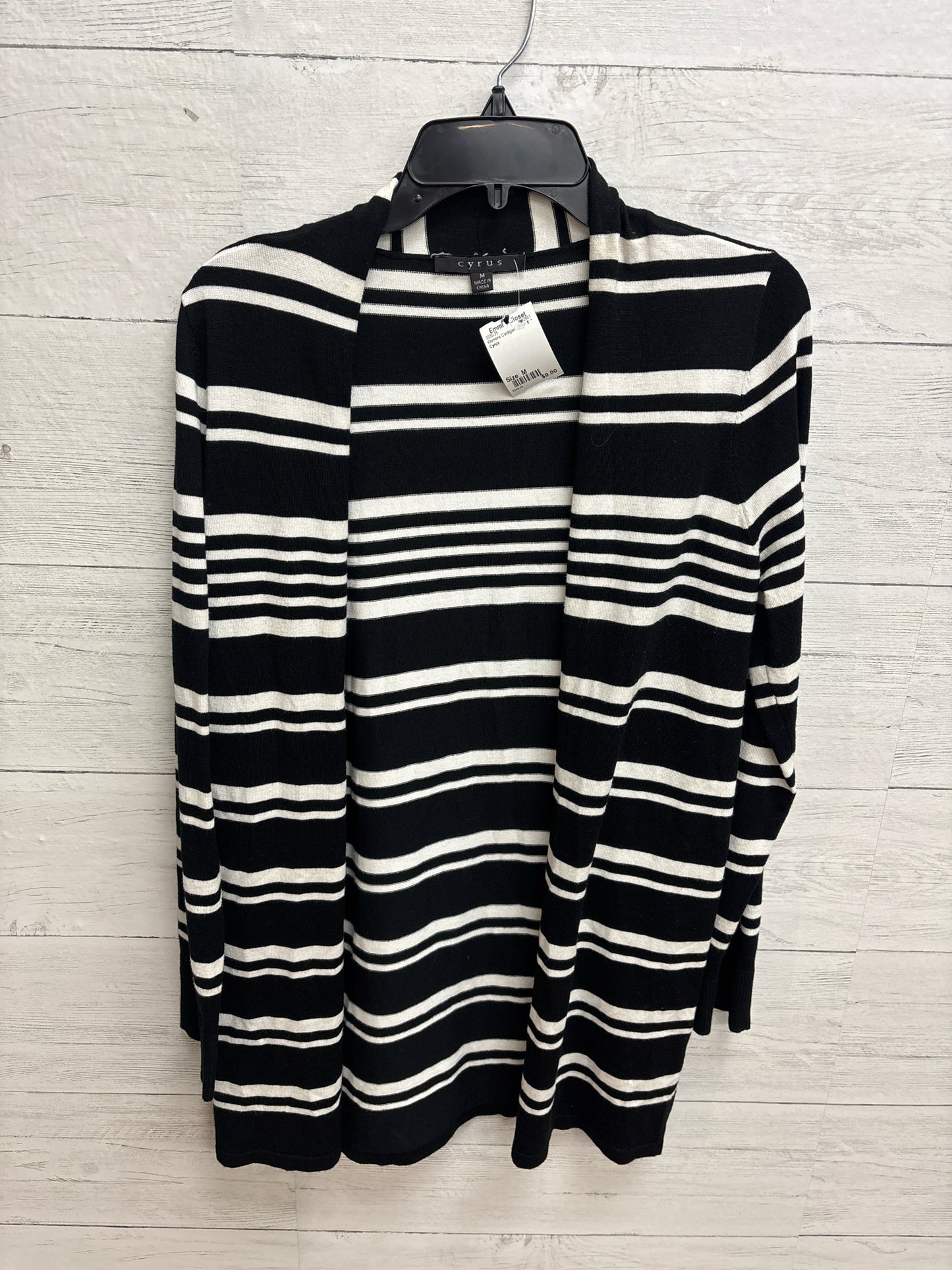 Size M Cyrus Womens Cardigan