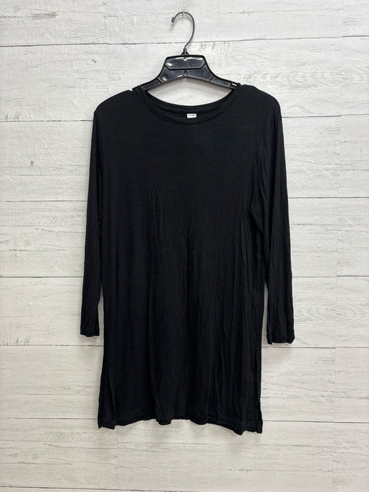 Size S Old Navy Black Shirt