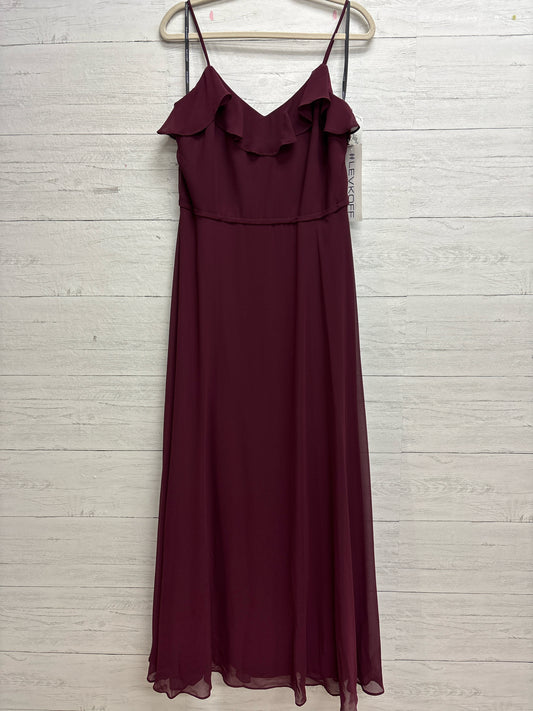 Size 16 Bill Levkoff maroon Gown