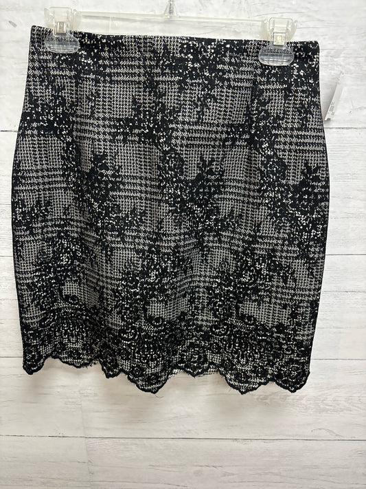 Size M N/A Black Skirt