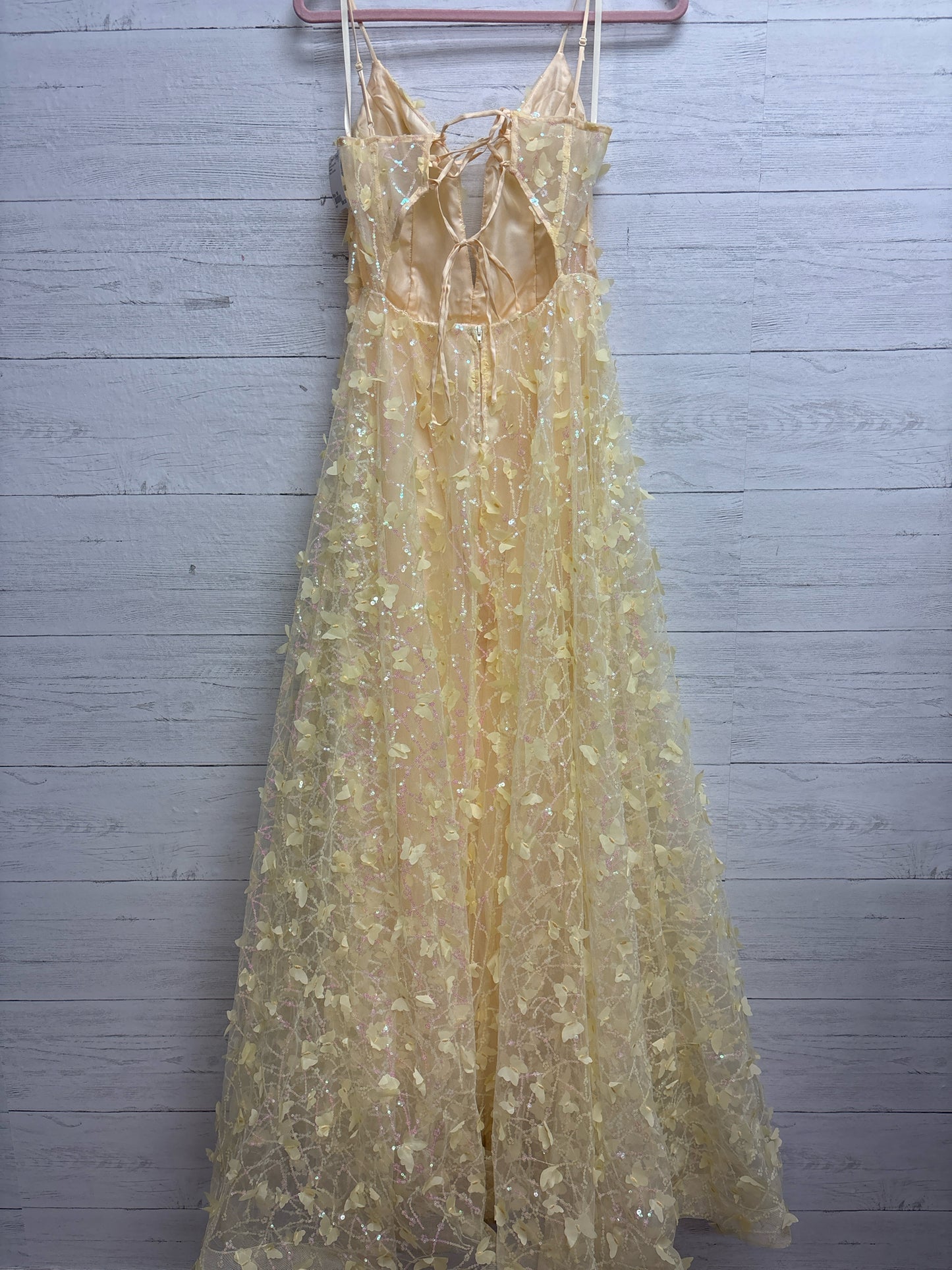 Size 5/6 Windsor Yellow Gown/Evening Wear