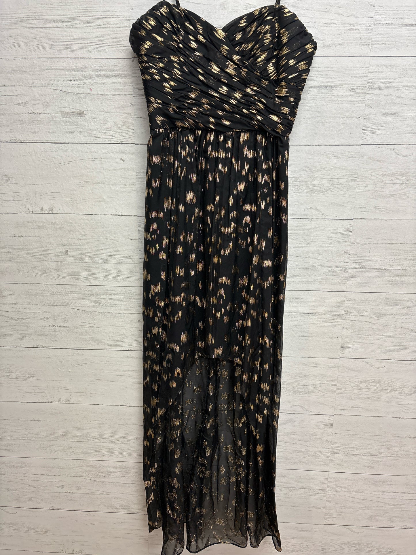 Size 6 maxandcleo Black/Gold Dress
