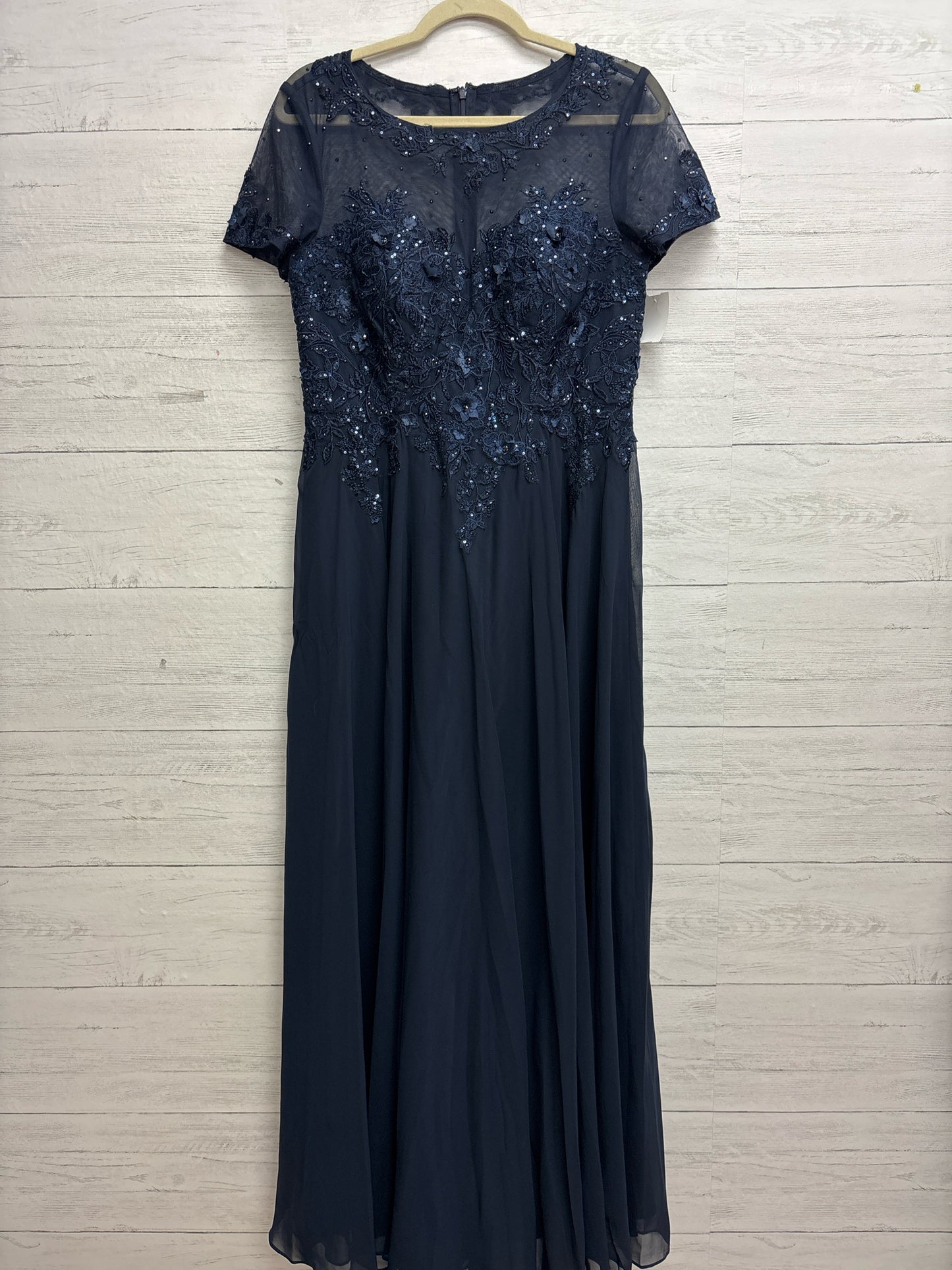 Size 8 Xscape Navy Gown/Evening Wear