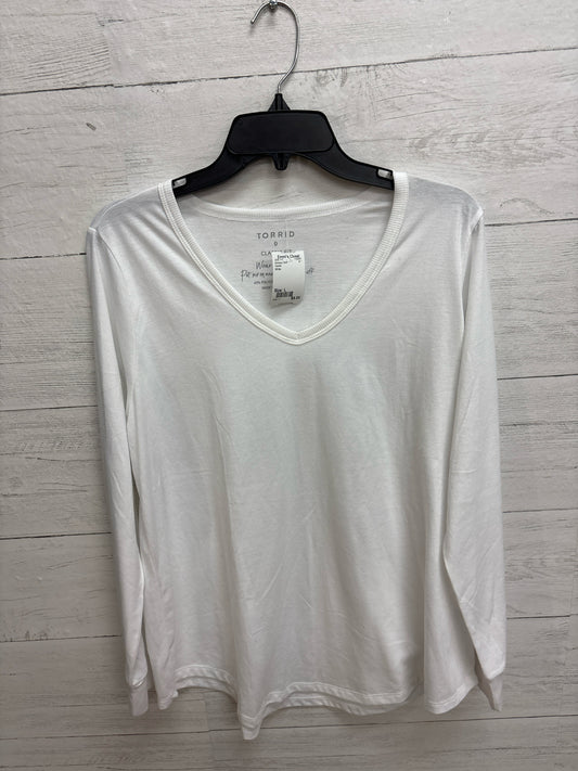 Size L Torrid White Womens Shirt
