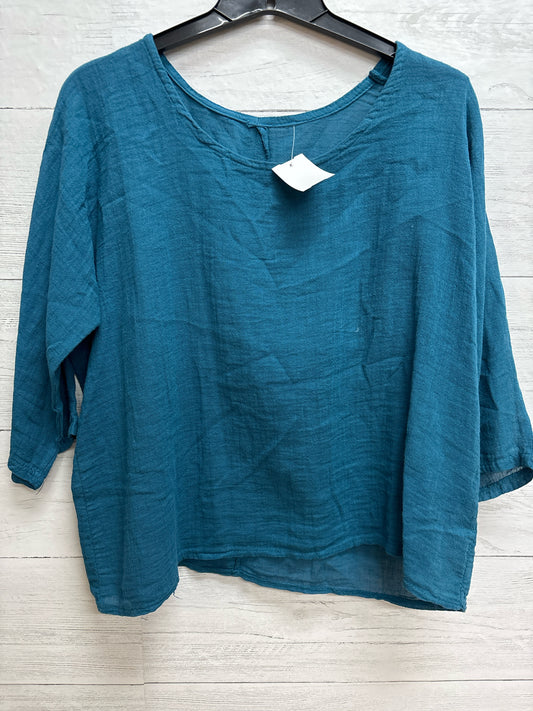 Size M N/A Blue Womens Shirt