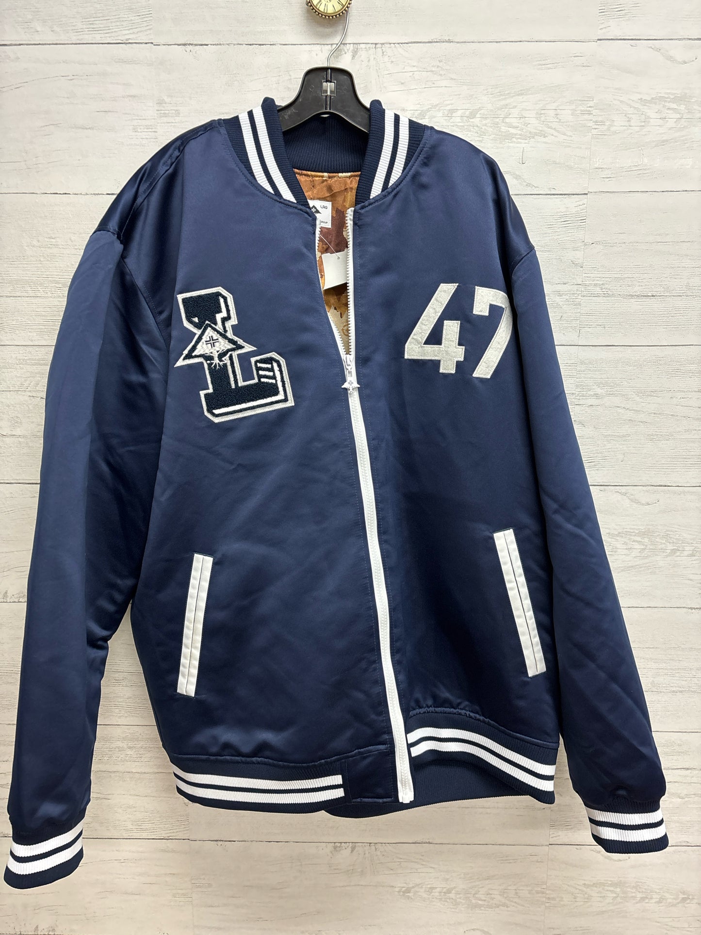 Size 3X LRG MEN'S JACKET