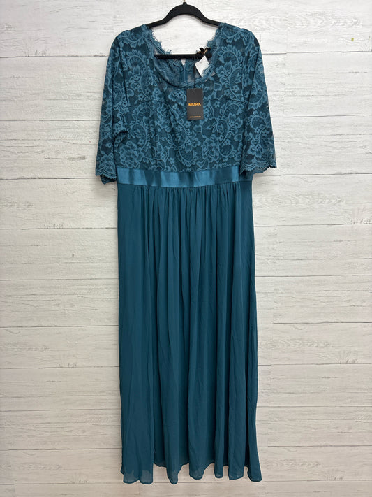 Size 2X Miusol Blue Gown