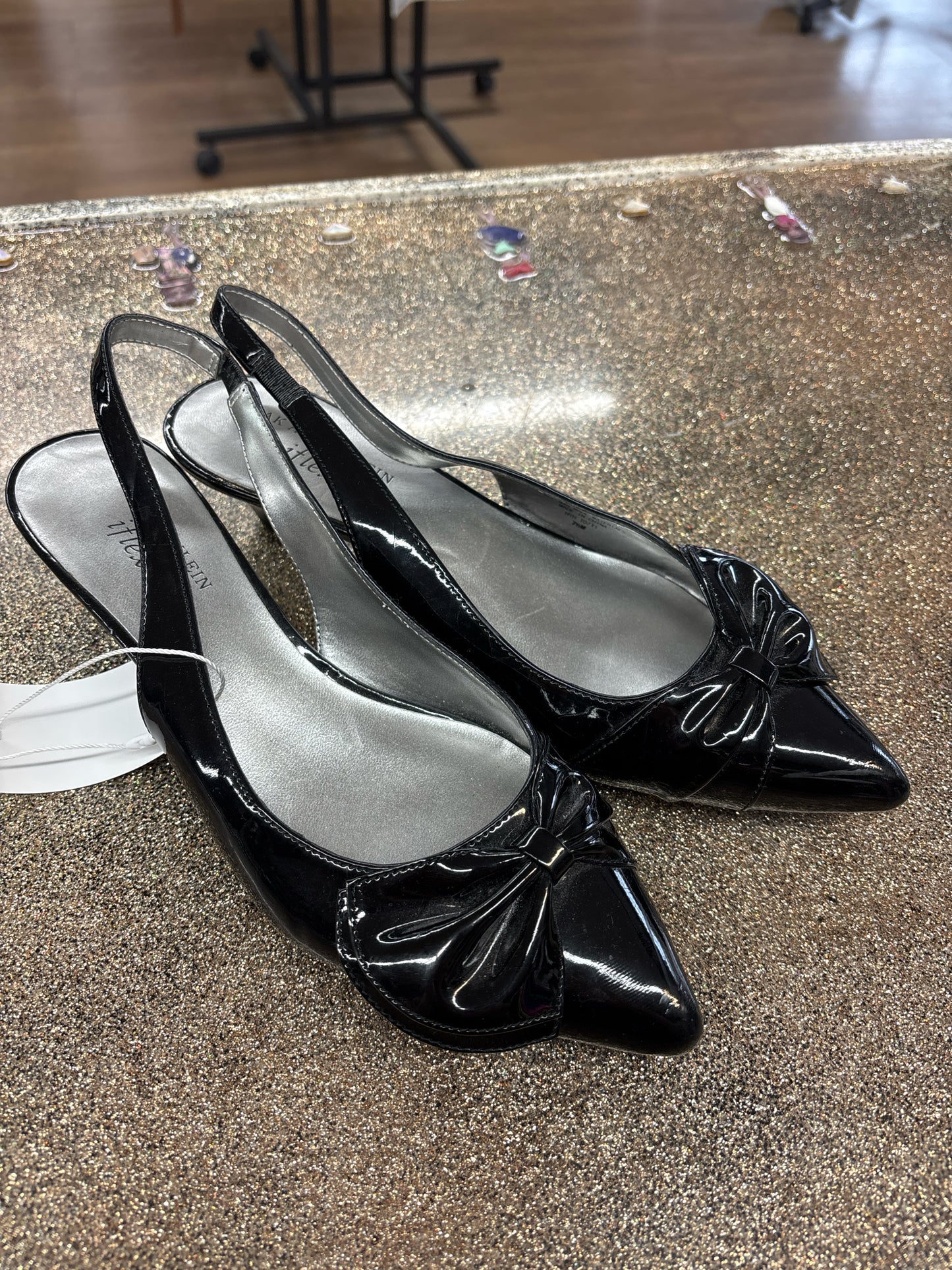 7.5 Anne Klein Black Woomens Shoe