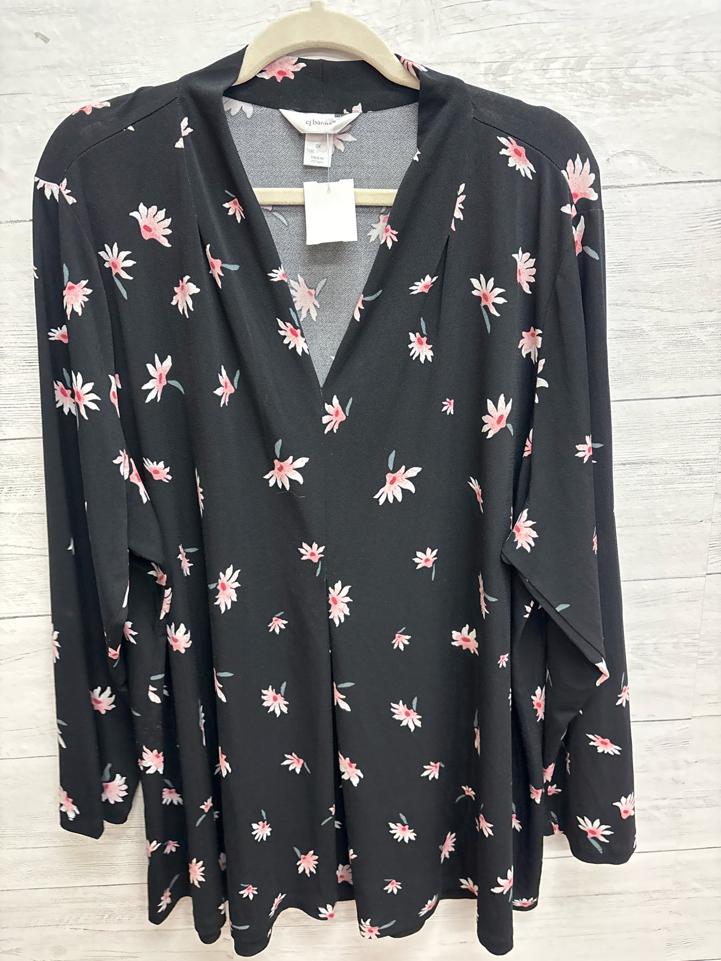 Size 3X CJ Banks Black/Pink Shirt