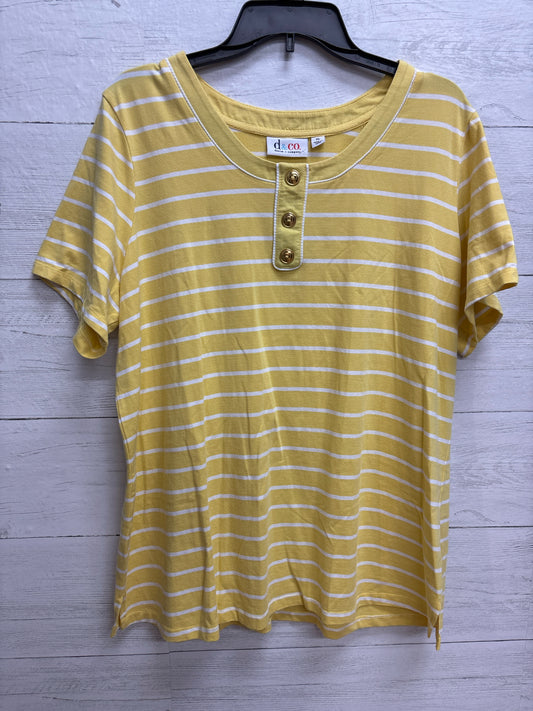 Size XL D&CO Yellow/White Shirt