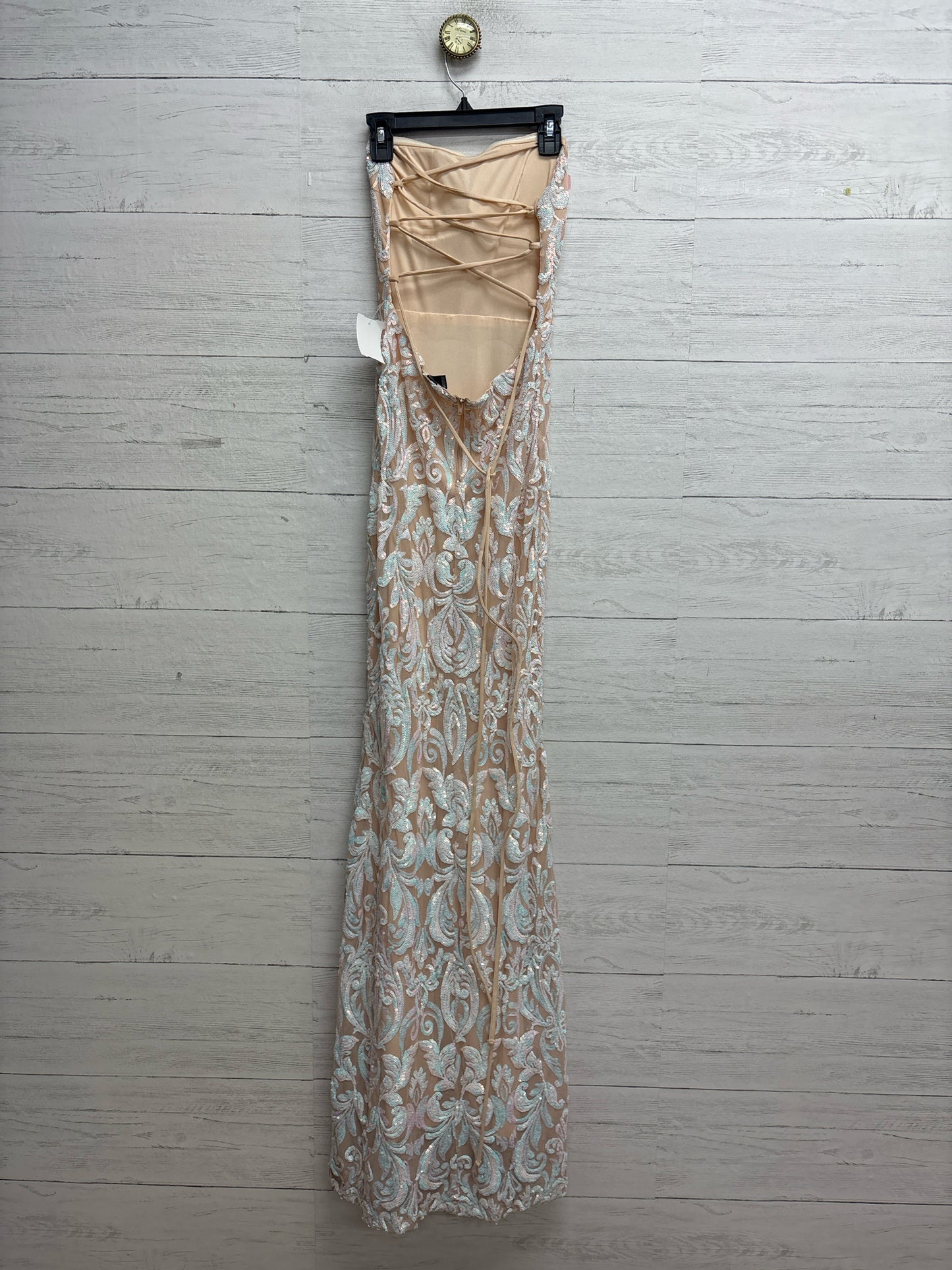 Size L Windsor Beige Gown