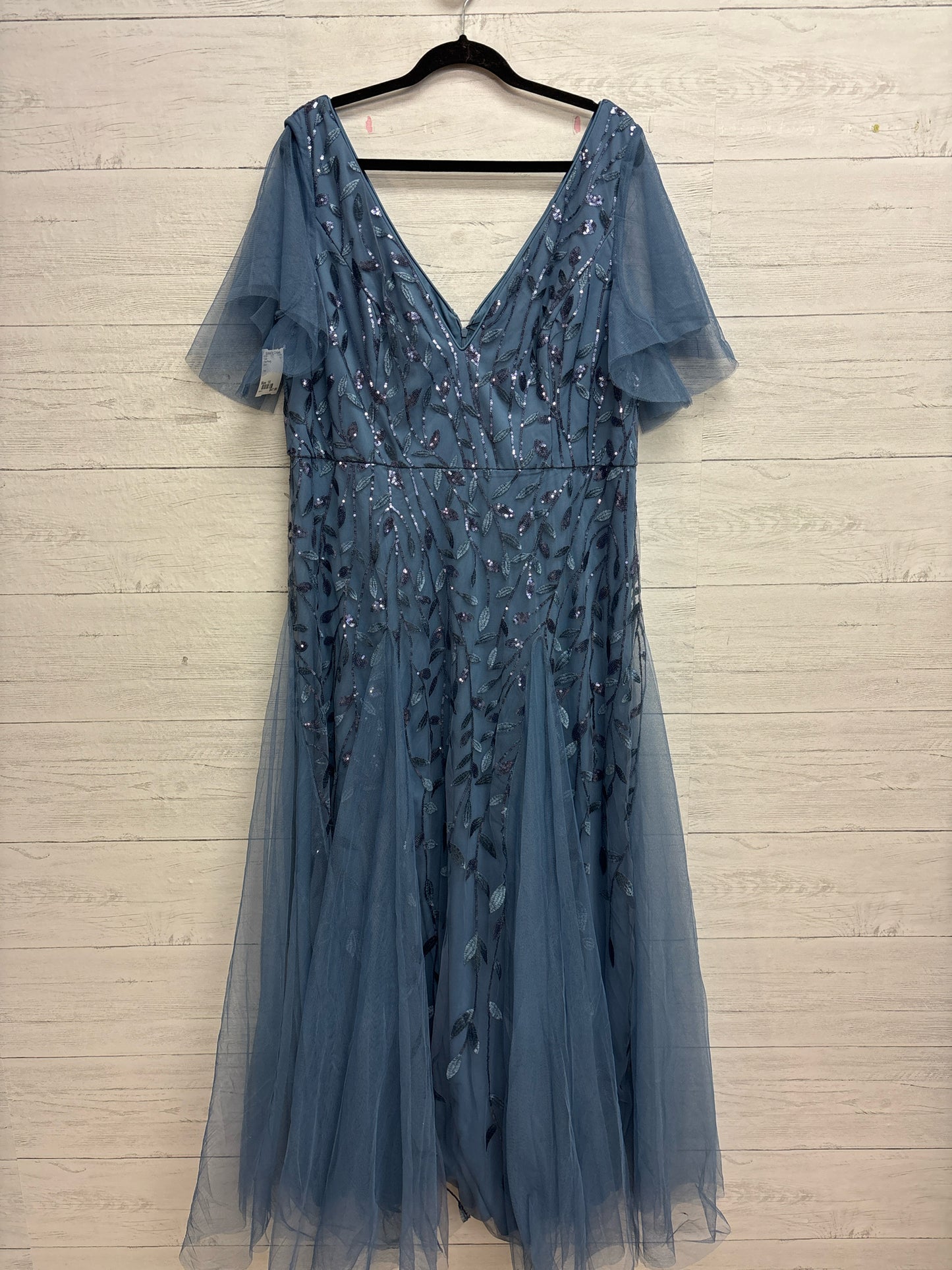 Size 1X Ever Pretty Blue Gown