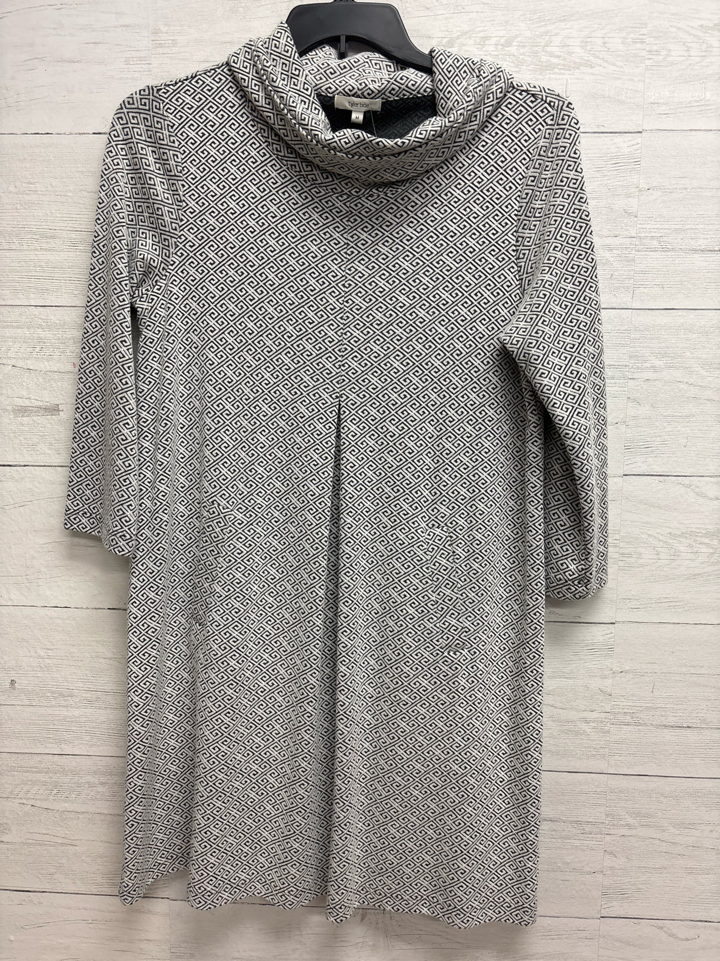 Size M Tyler Boe Grey Dress