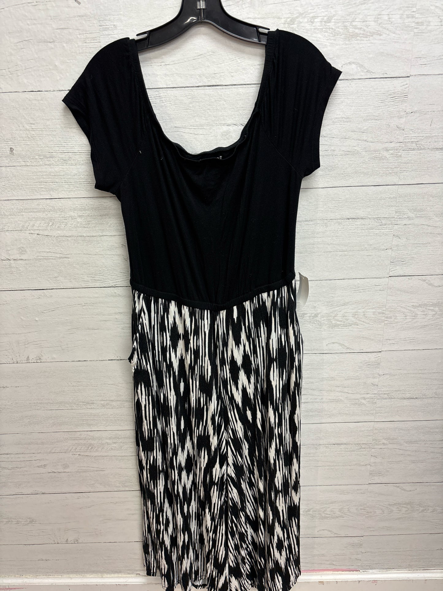 Size L Torrid Black/White Dress
