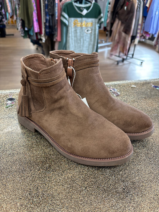 8 FJSNCK Brown Woomens Shoe