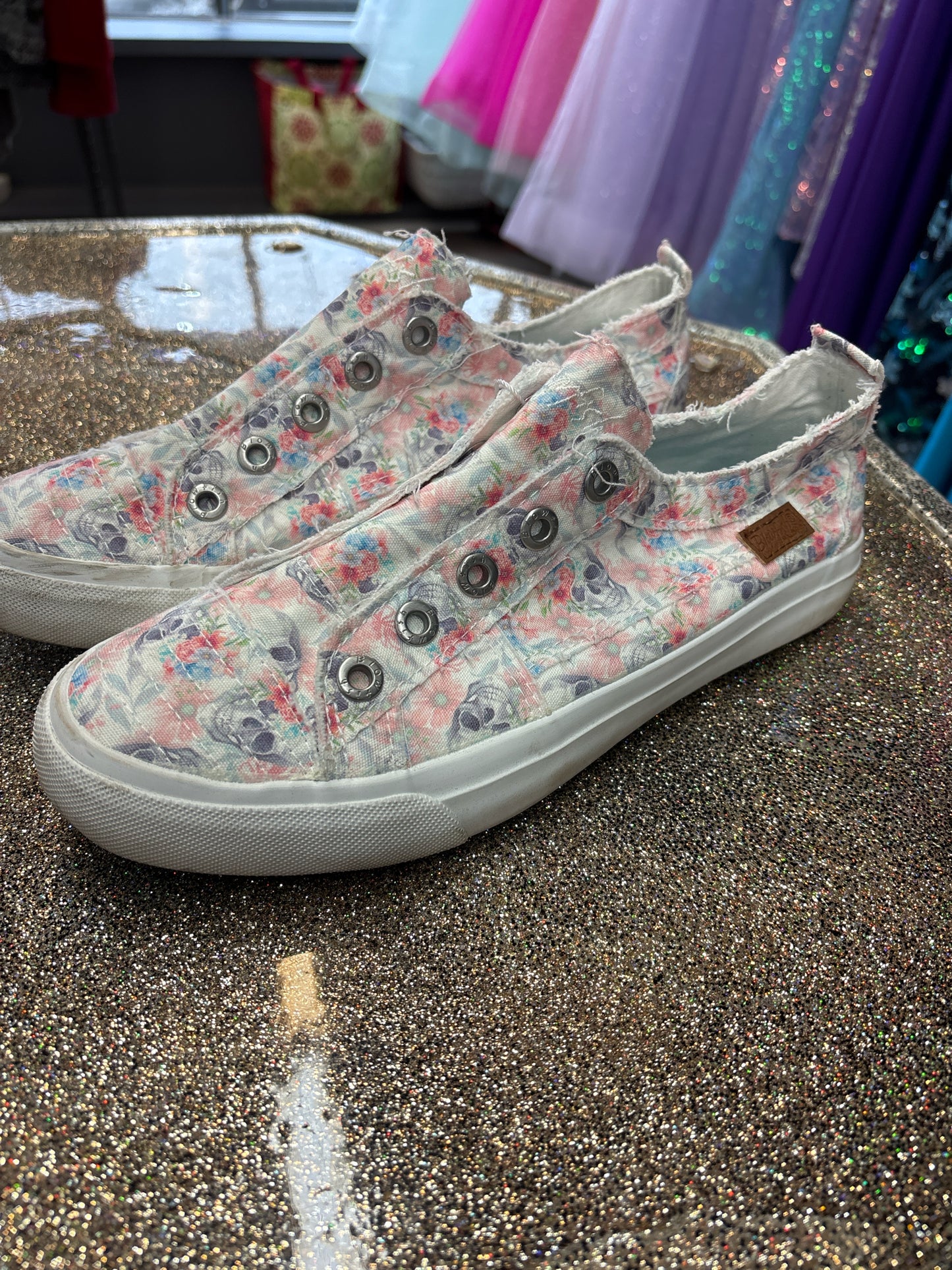 9 Blowfish Pink Woomens Shoe