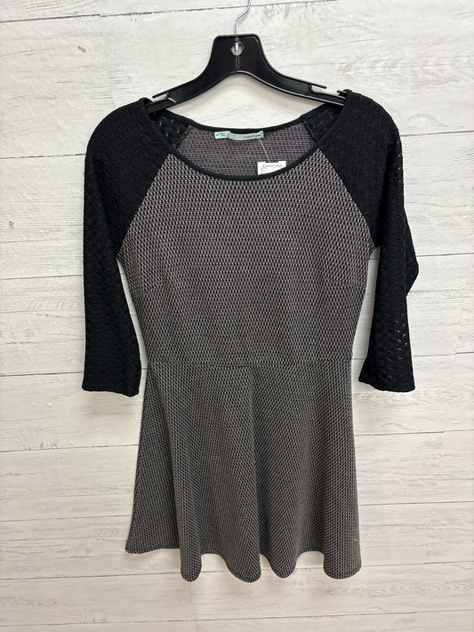 Size XS Maurices Grey/black Dress