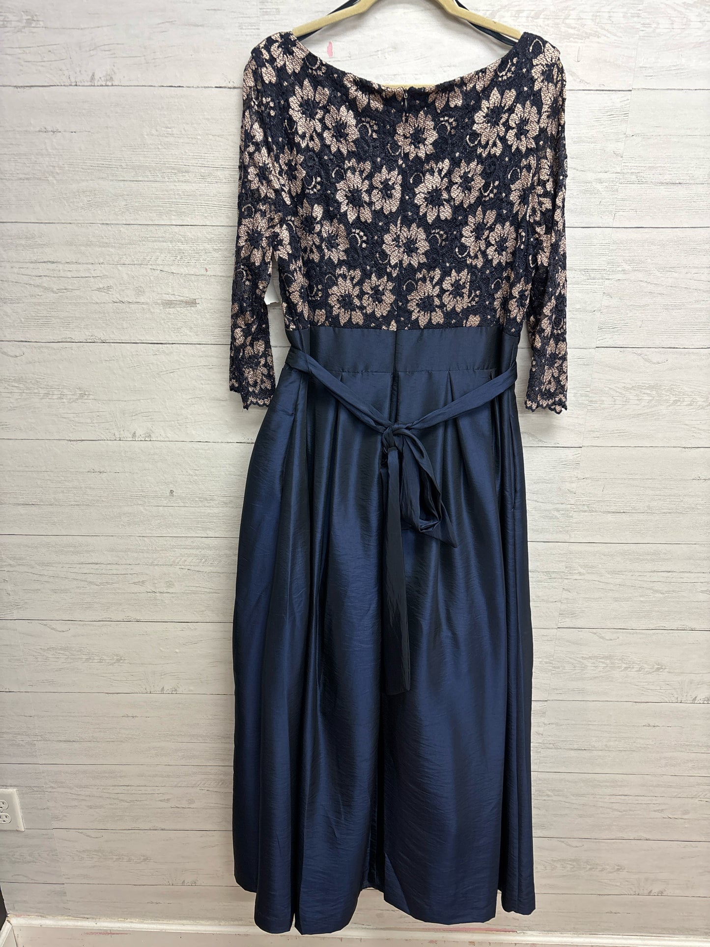 Size 16 Jessica Howard Navy Gown
