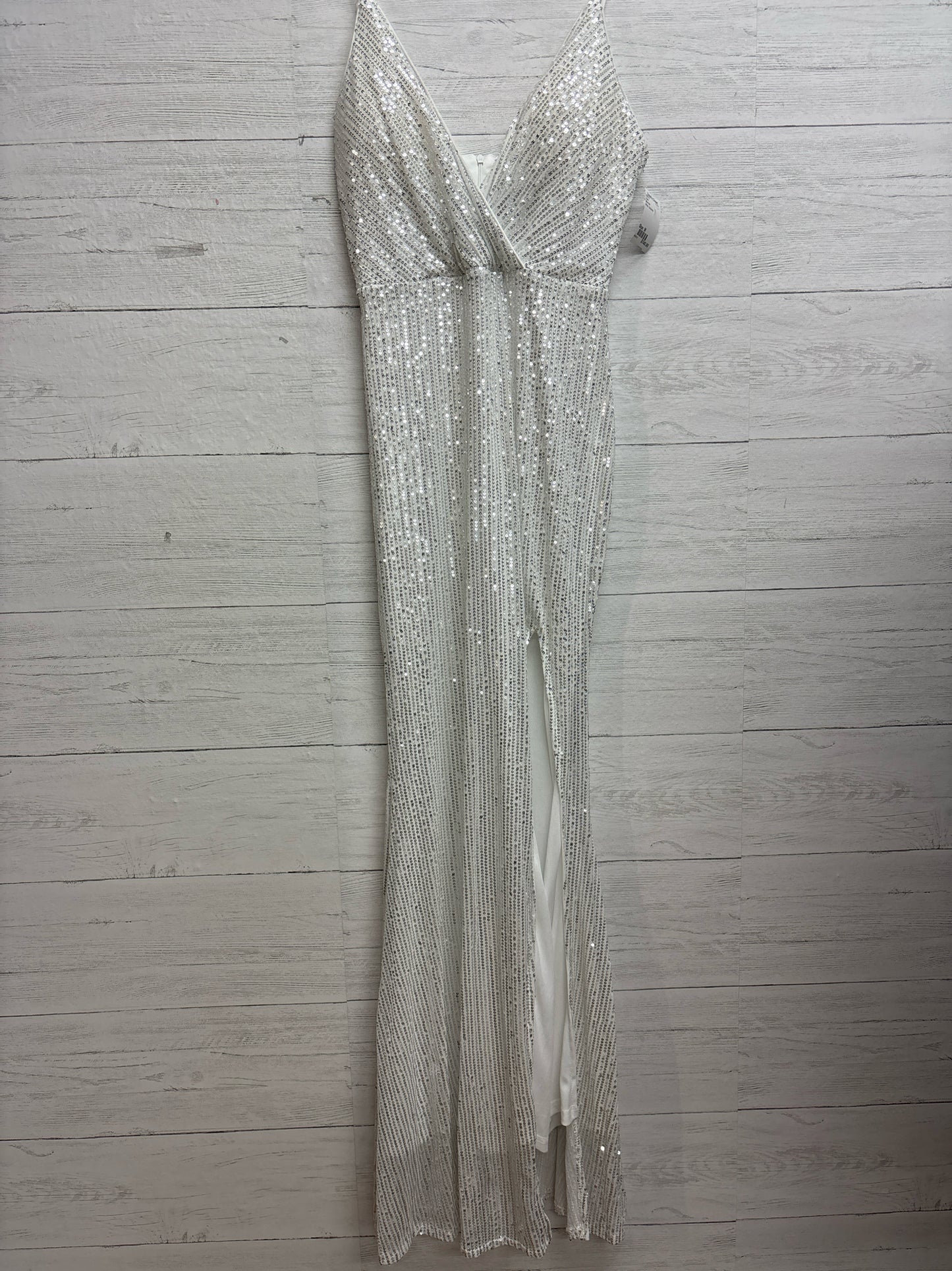 Size M Miss Ord White Gown