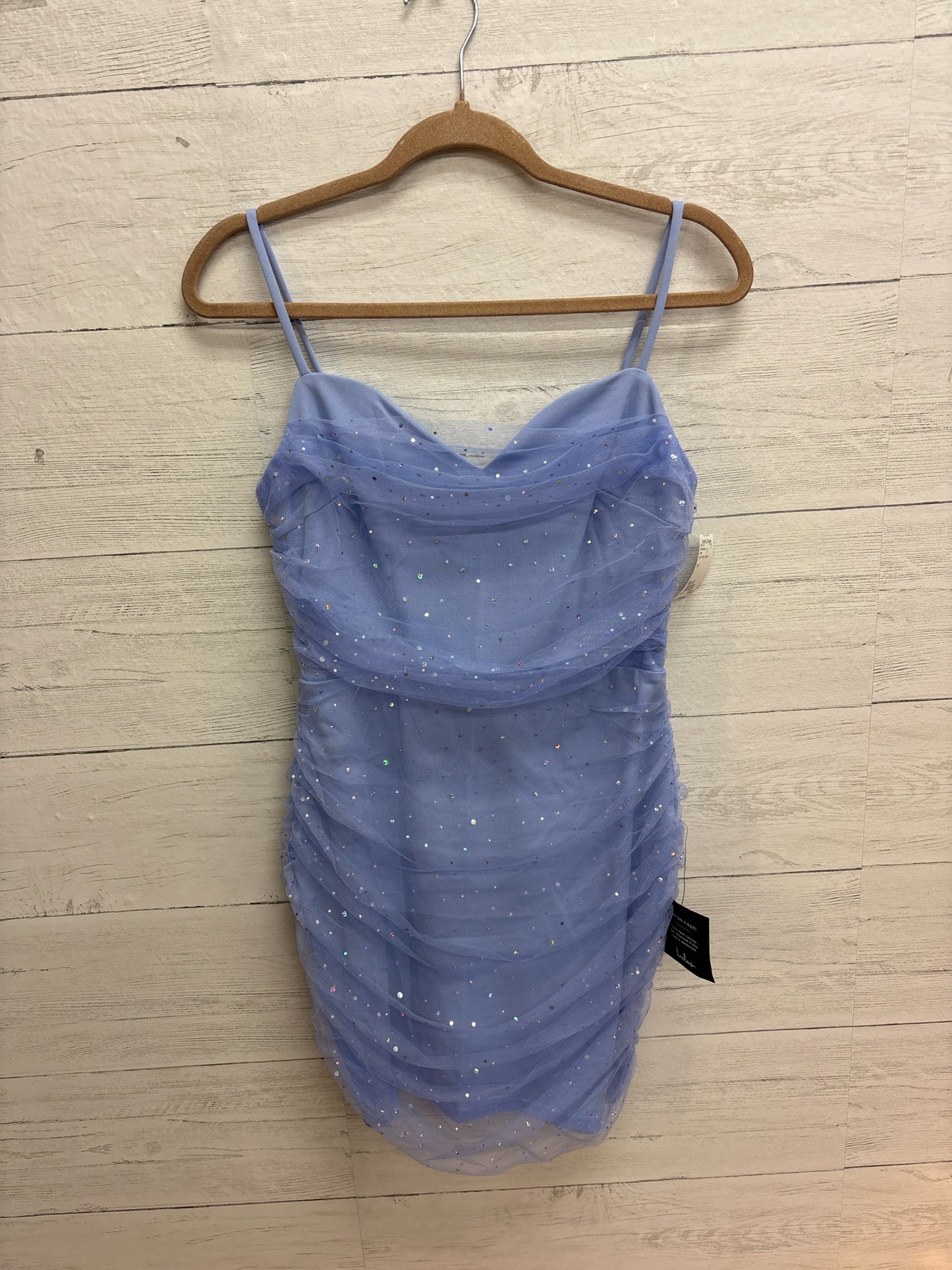 Size M Lulus Light Purple Gown/Evening Wear