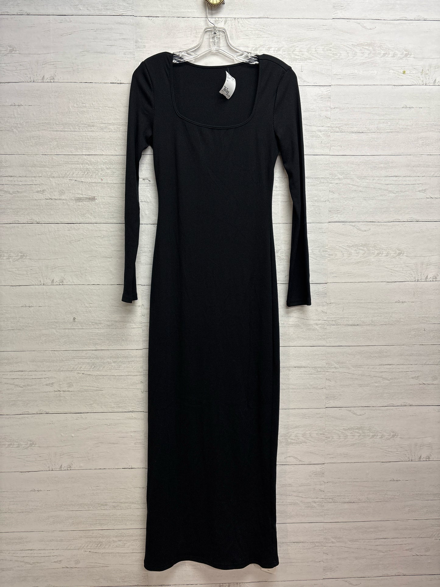 Size M LILLUSORY Black Dress
