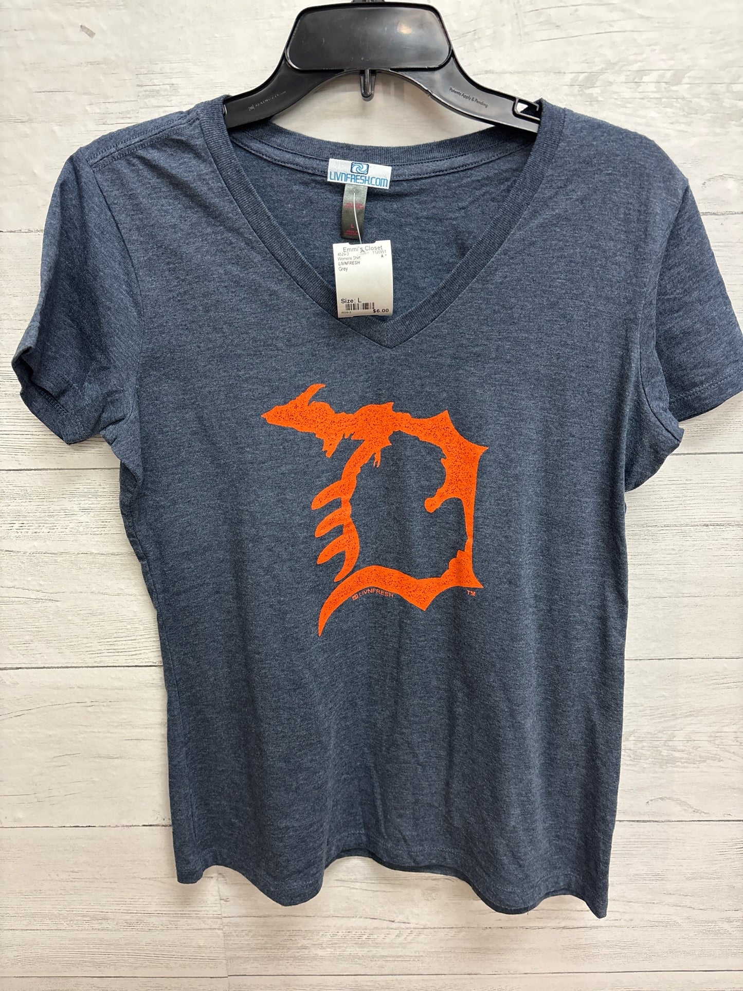 Size L LIVNFRESH Grey Womens Shirt