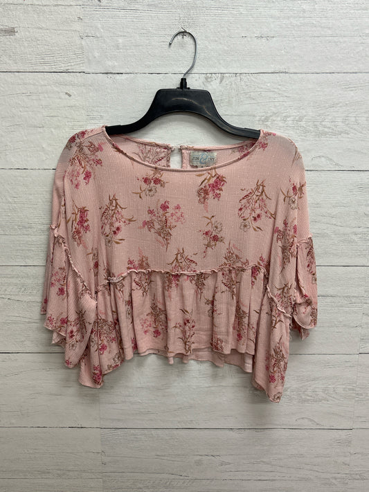 Size M Jun & Ivy Pink Shirt