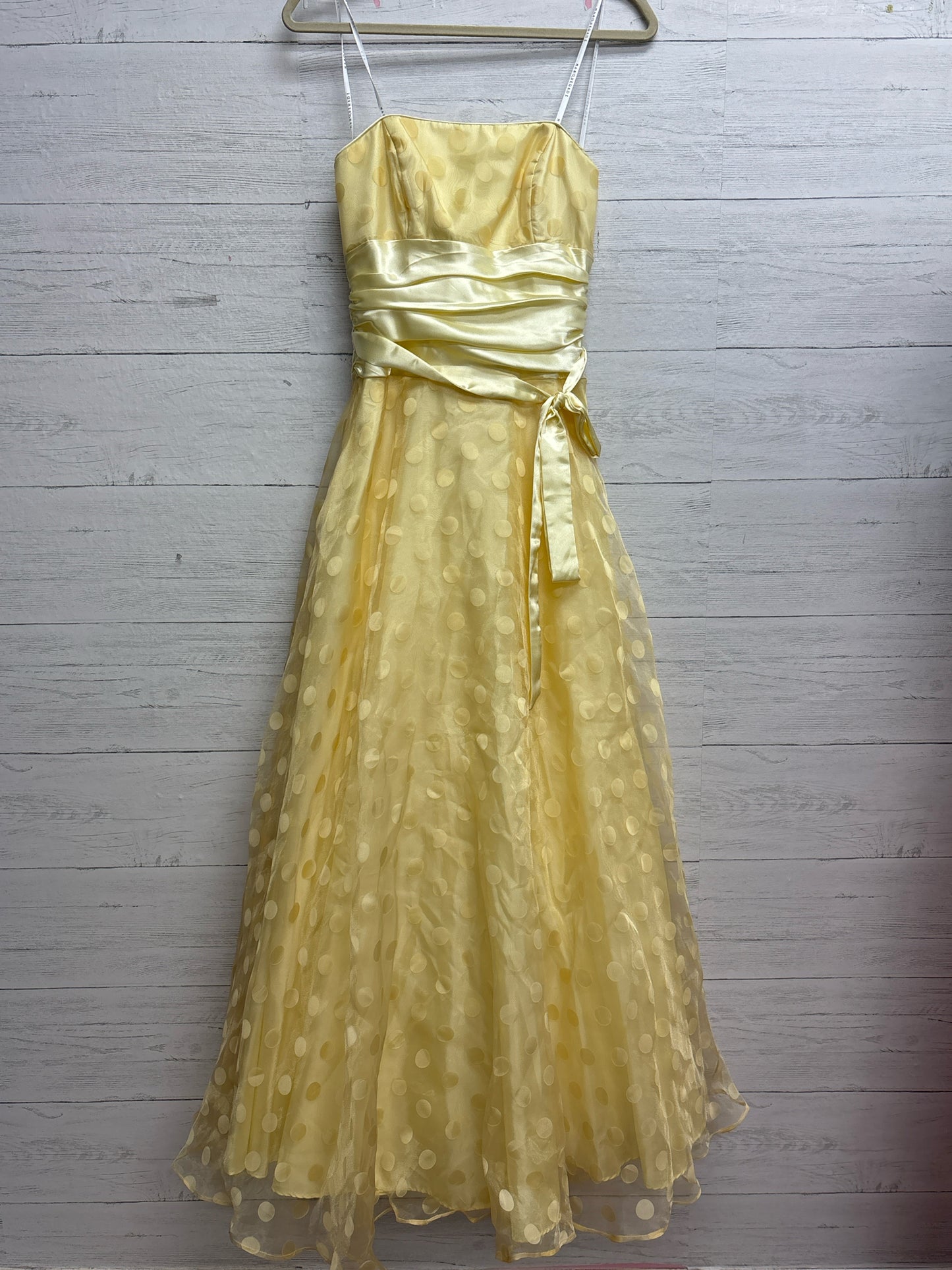 Size 7/8 Masquerade Yellow Gown