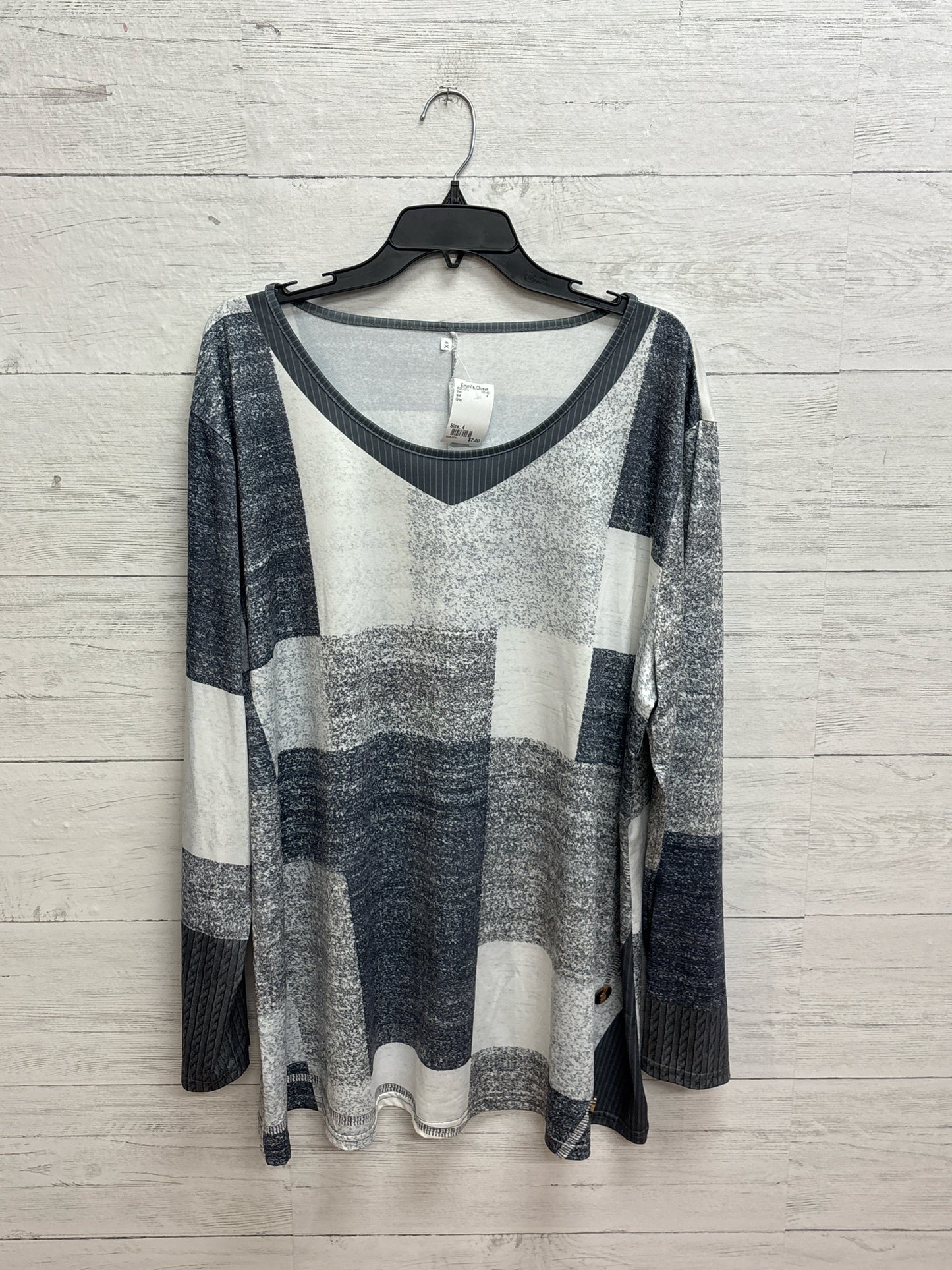 Size 4 N/A Gray Shirt
