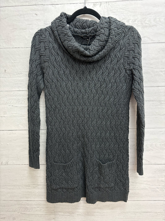 Size M Jeanne Pierre Grey Dress