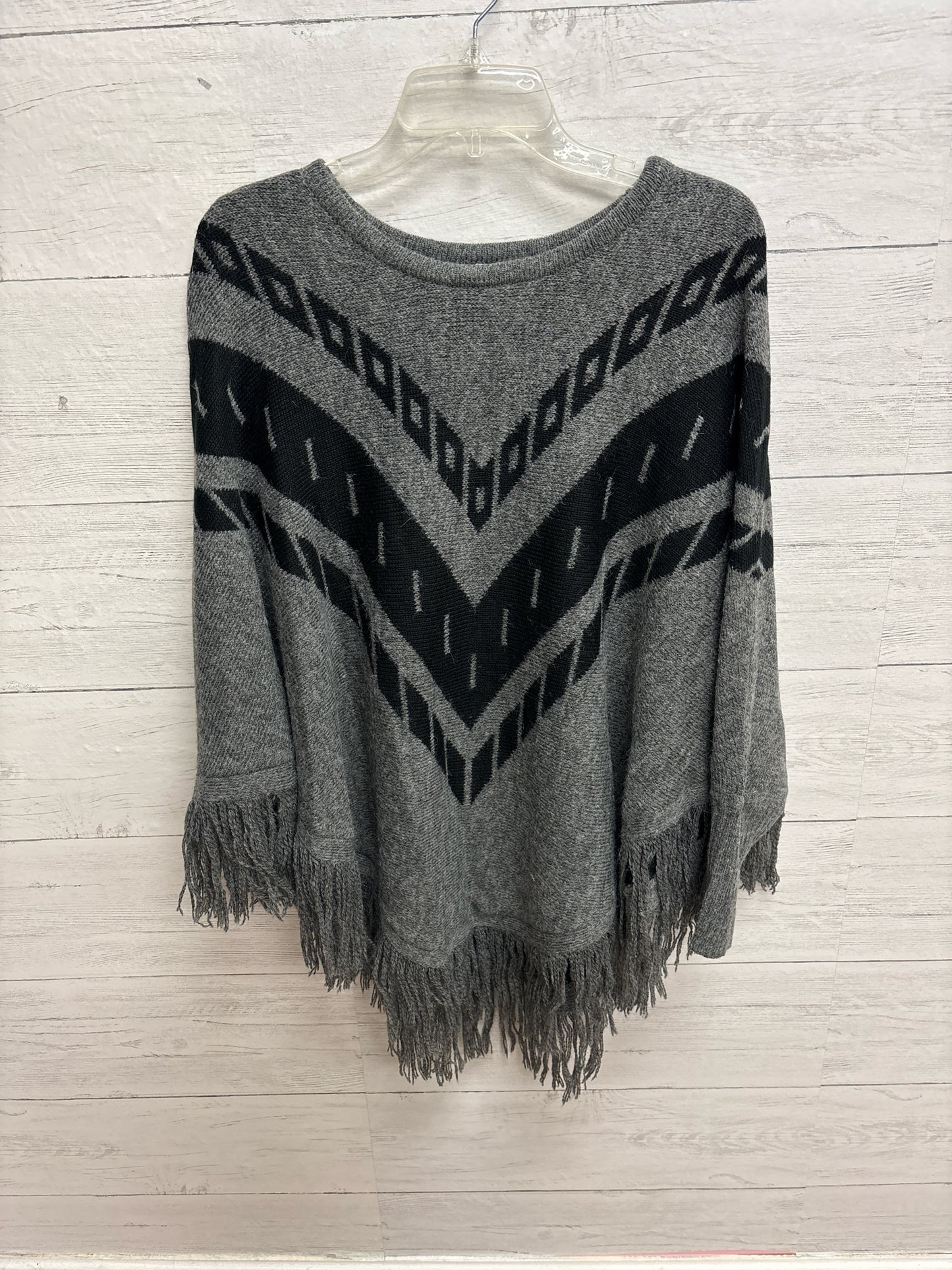 Size S/M By design Poncho