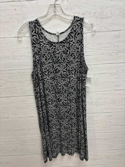 Size XL Old Navy Navy/White Dress