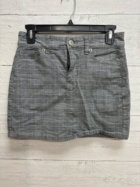 Size 0 American Eagle Grey Skirt