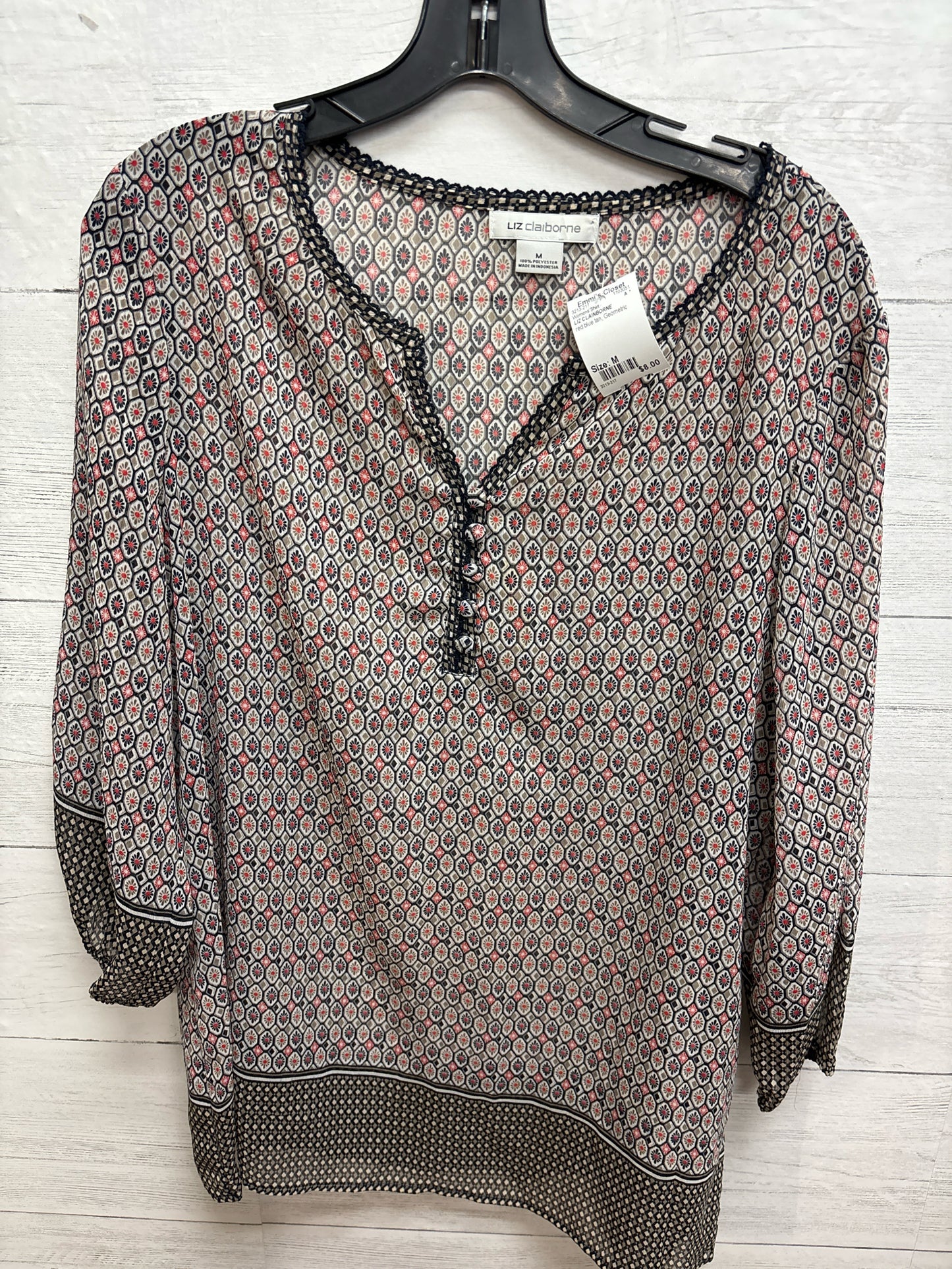 Size M LIZ CLAINBORNE red blue tan Womens Shirt