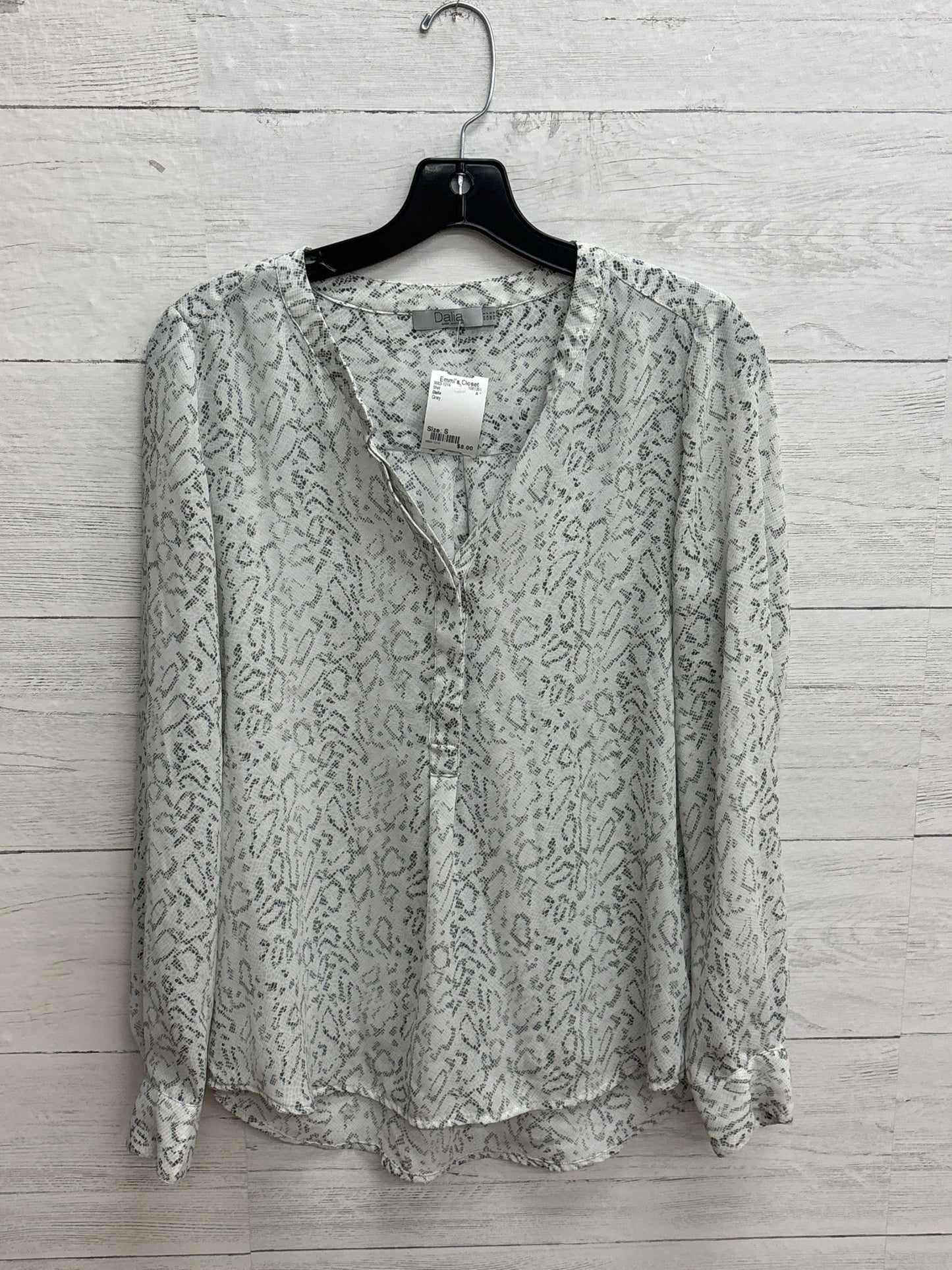 Size S Dalia Grey Shirt