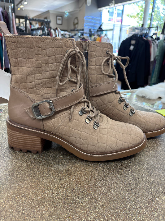 11 Vince Camuto TRUFFLE Woomens Shoe