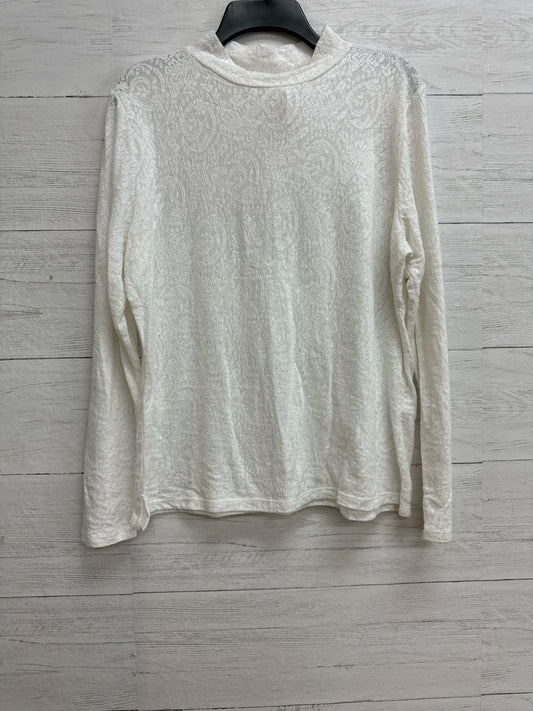 Size XL Maurices White Shirt