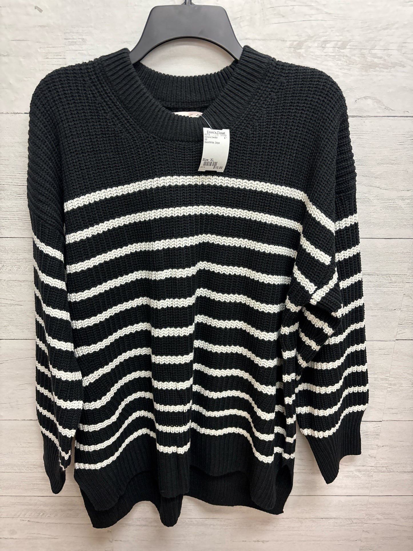 Size XL SO Black/White Womens Sweater